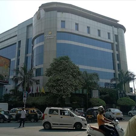 Hotel Adams Inn Near Mumbai Airport Bagian luar foto